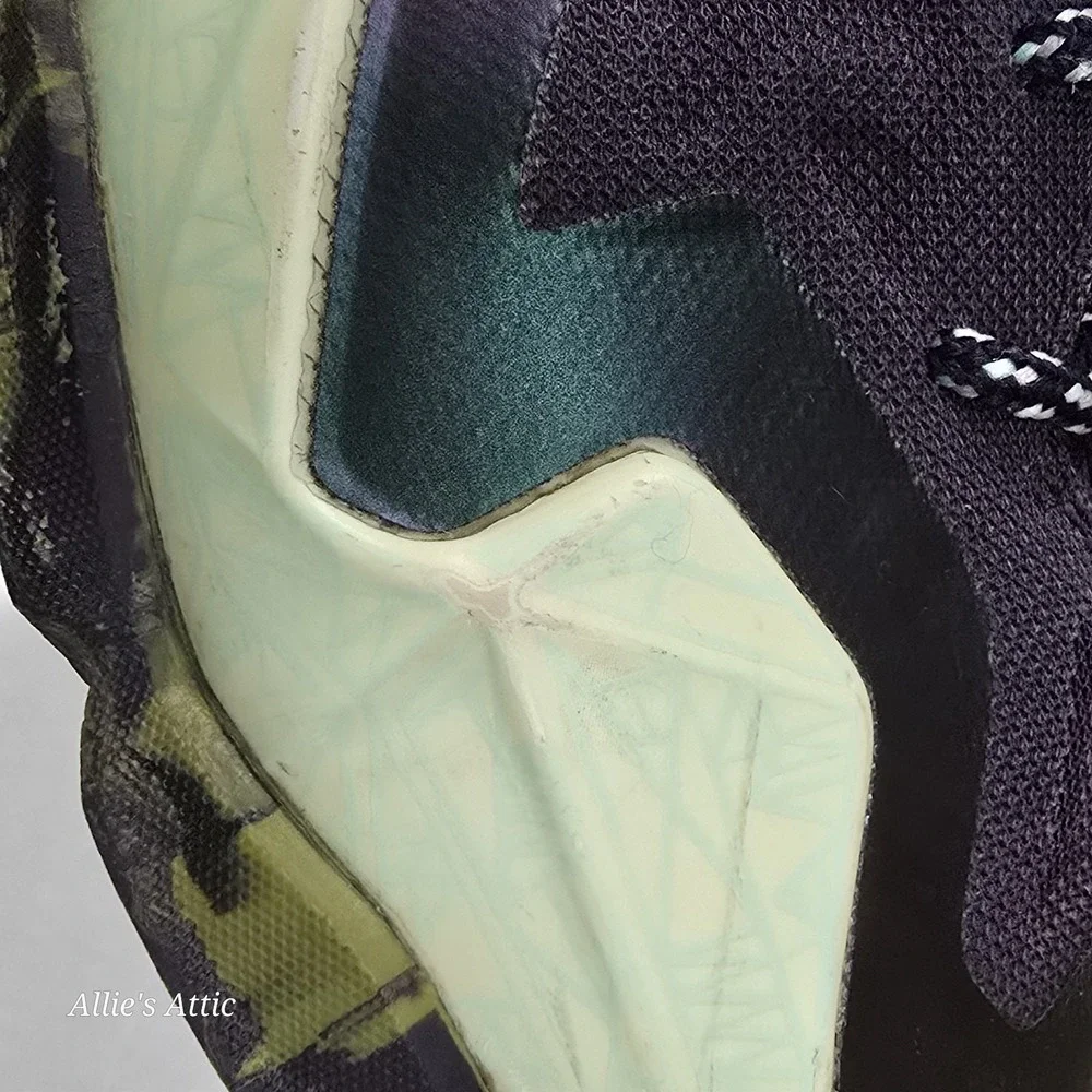 Nike Lebron Shoes 11‎ All Star Gator King Basketball Gumbo Kids Youth Glow 5Y